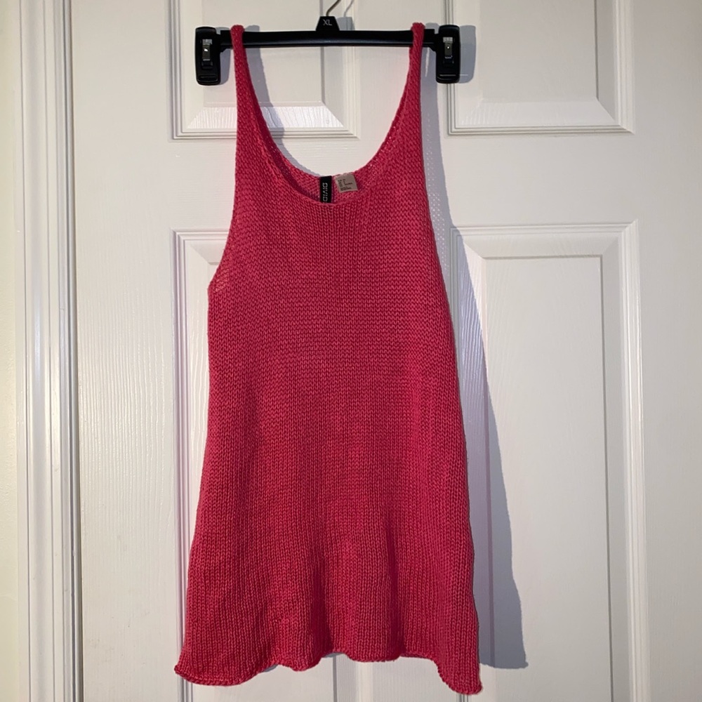 pink knitted tank